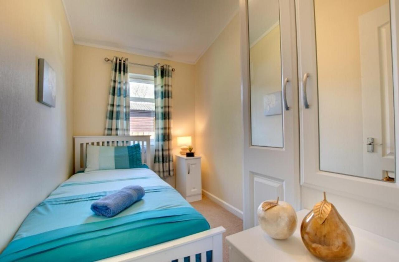 Stunning 3-Bed Hot Tub Lodge Northumberland Felton  Zewnętrze zdjęcie